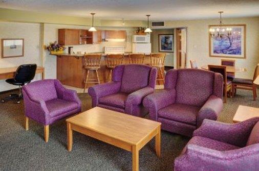 Lakeview Inns & Suites - Хинтон Номер фото